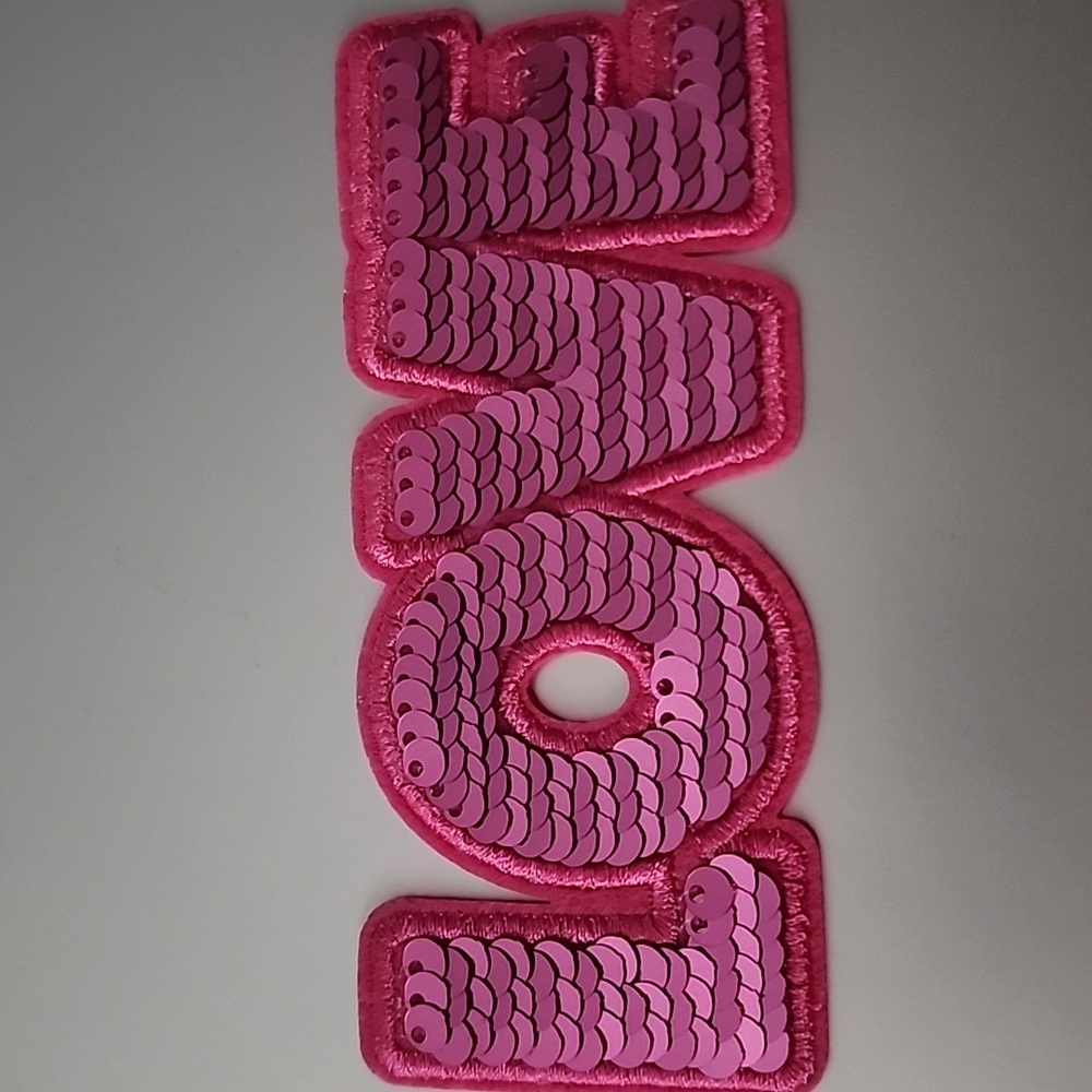 SPARKLE SEQUINS LOVE IRON ON PATCH